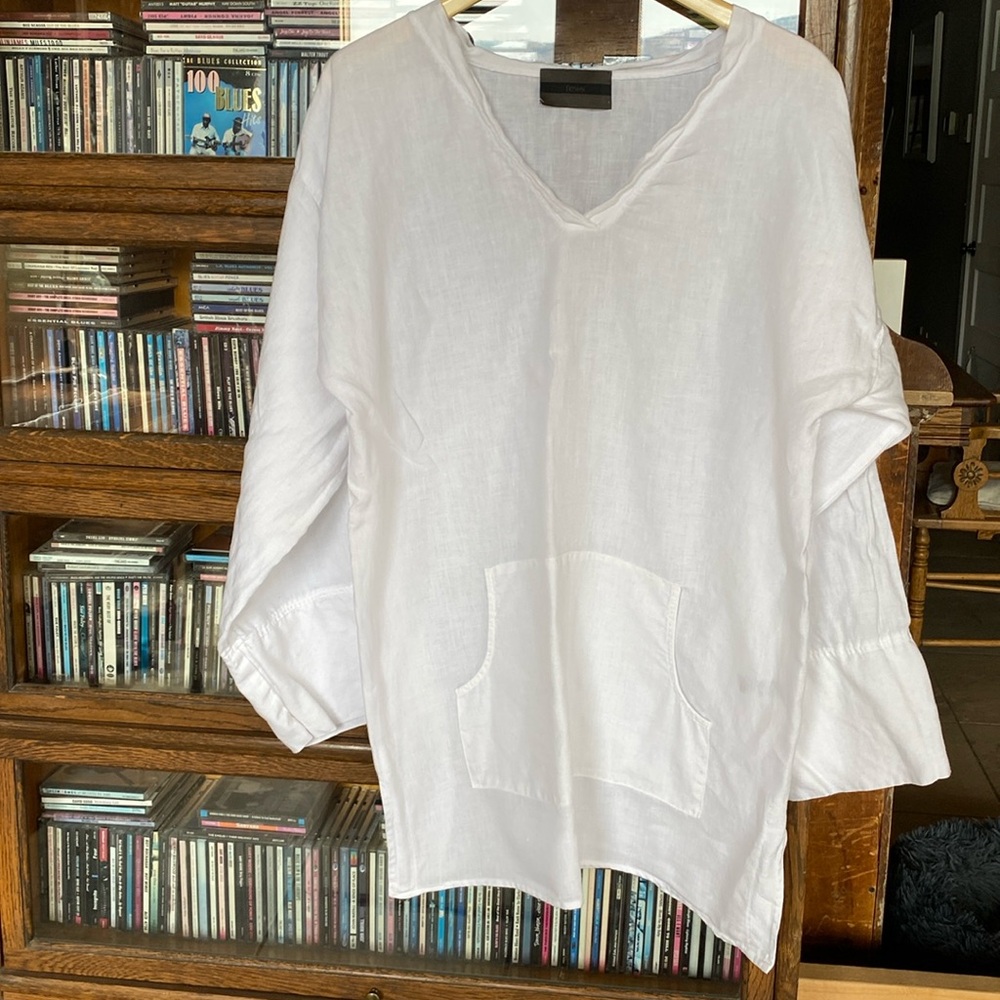 Bright White Linen FLUXUS Flowy Shirt with Wide Arms and no Cuffs Size Small